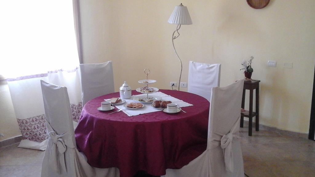 Villa Renzo E Lucia Sant Isidoro  Bagian luar foto
