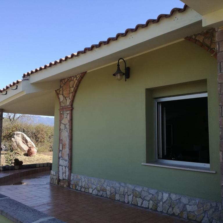 Villa Renzo E Lucia Sant Isidoro  Bagian luar foto