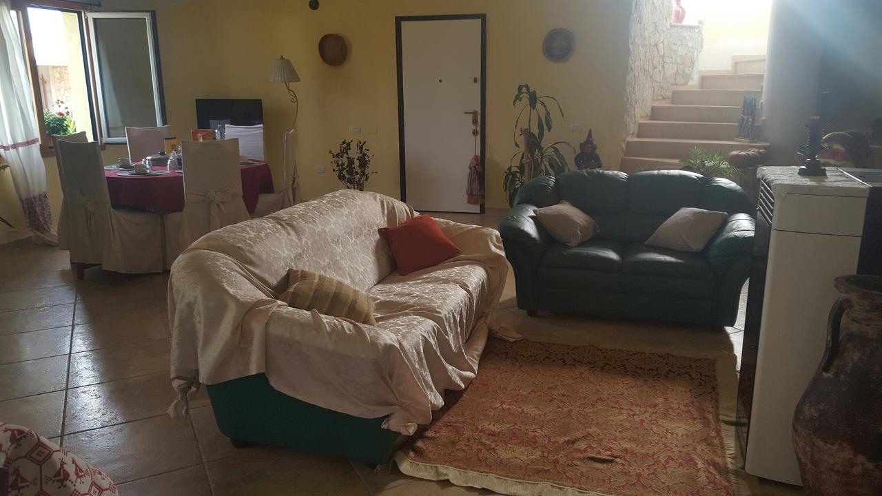 Villa Renzo E Lucia Sant Isidoro  Bagian luar foto