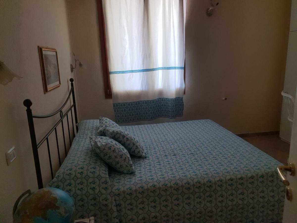 Villa Renzo E Lucia Sant Isidoro  Bagian luar foto